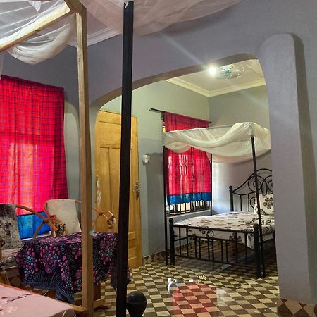 Lake Natron Maasai Guesthouse Mtowabaga ภายนอก รูปภาพ
