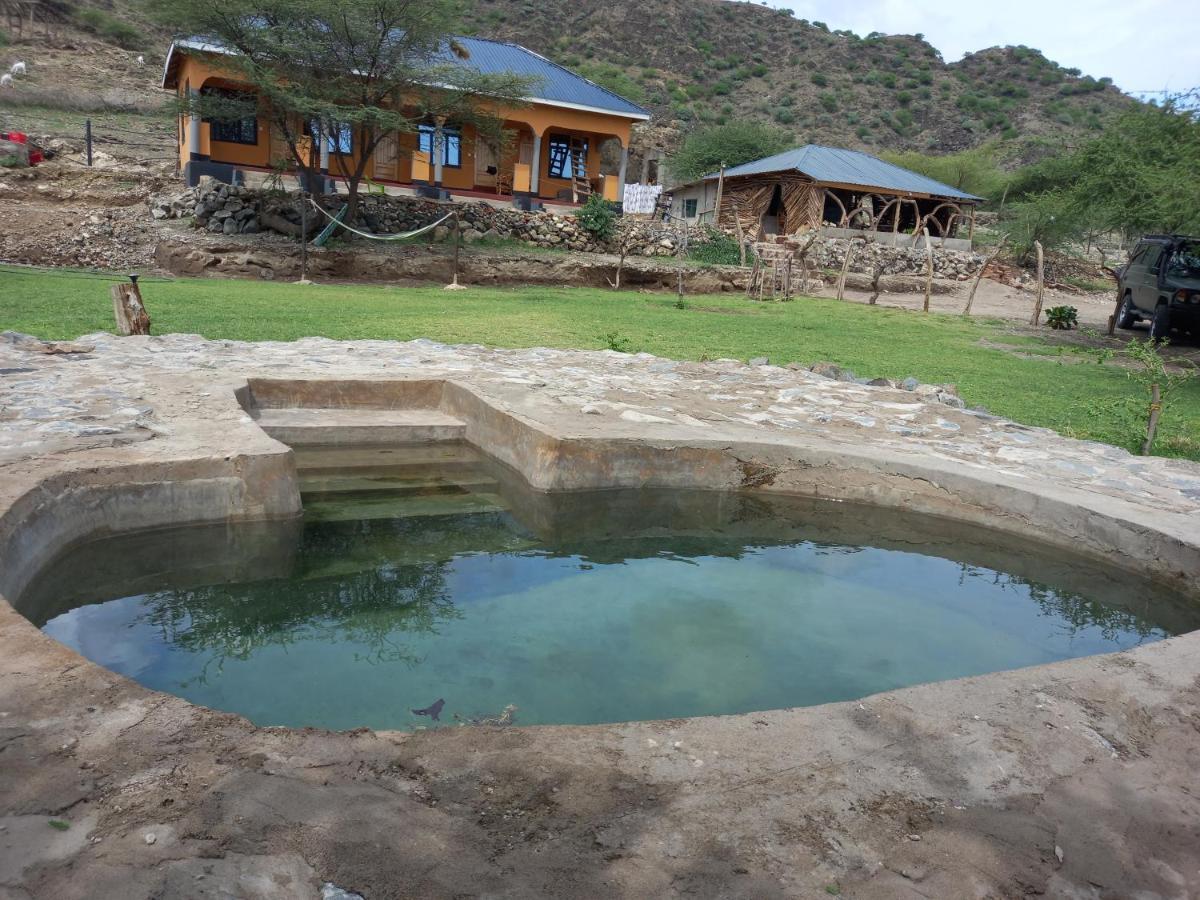 Lake Natron Maasai Guesthouse Mtowabaga ภายนอก รูปภาพ