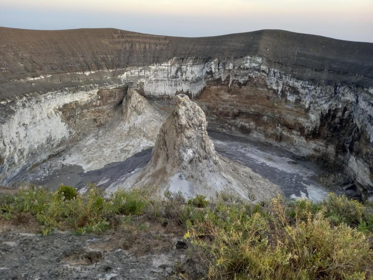 Lake Natron Maasai Guesthouse Mtowabaga ภายนอก รูปภาพ