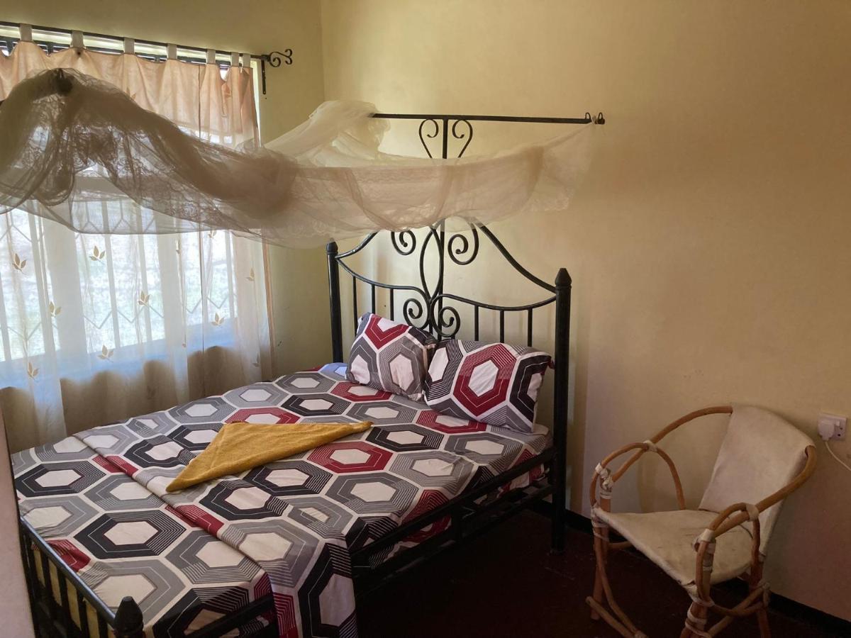 Lake Natron Maasai Guesthouse Mtowabaga ภายนอก รูปภาพ