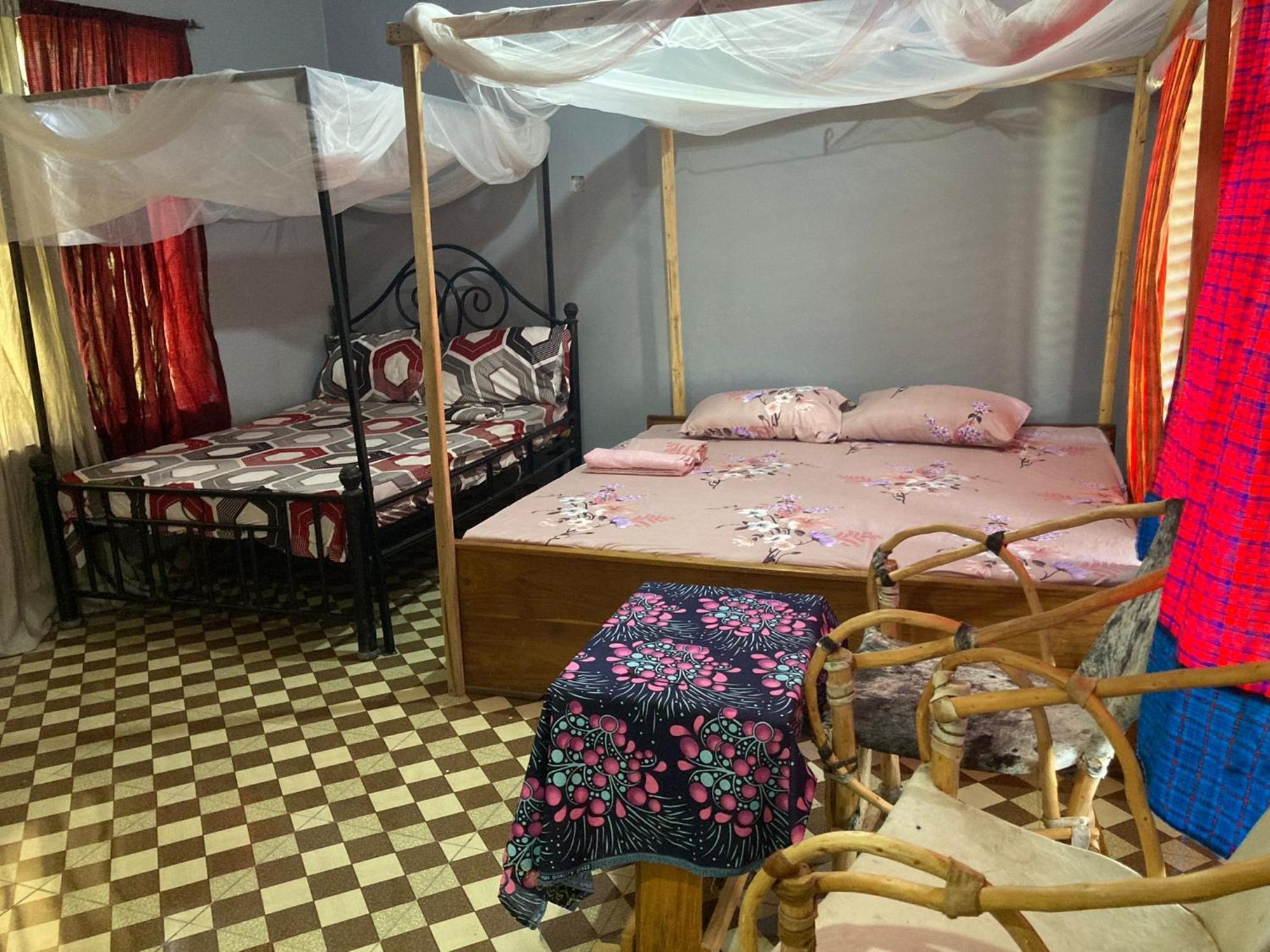 Lake Natron Maasai Guesthouse Mtowabaga ภายนอก รูปภาพ